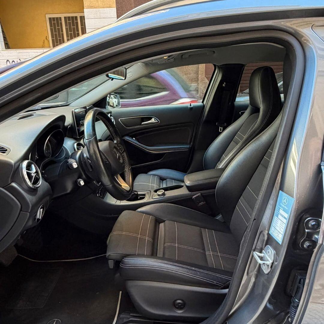 Mercedes GLA 200 d - 136CV