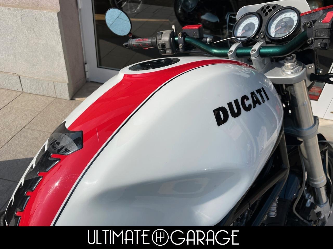 Ducati monster S2R 800