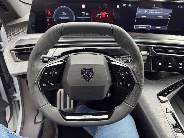 Peugeot 5008 Hybrid 145 e-DCS6 GT