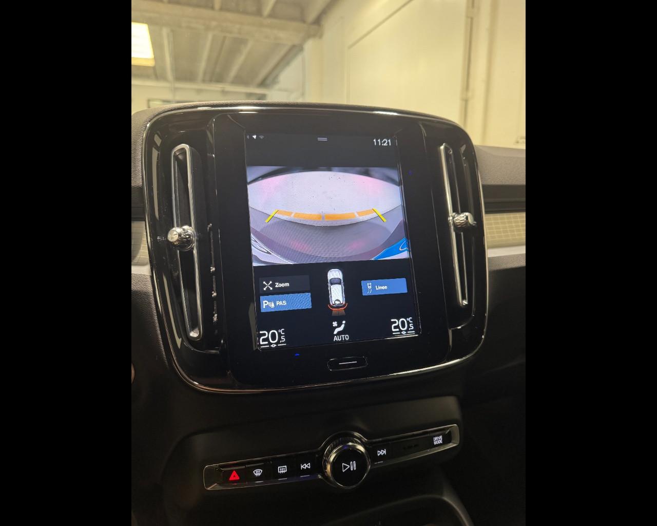 VOLVO XC40 T4 RECHARGE CORE AUTO