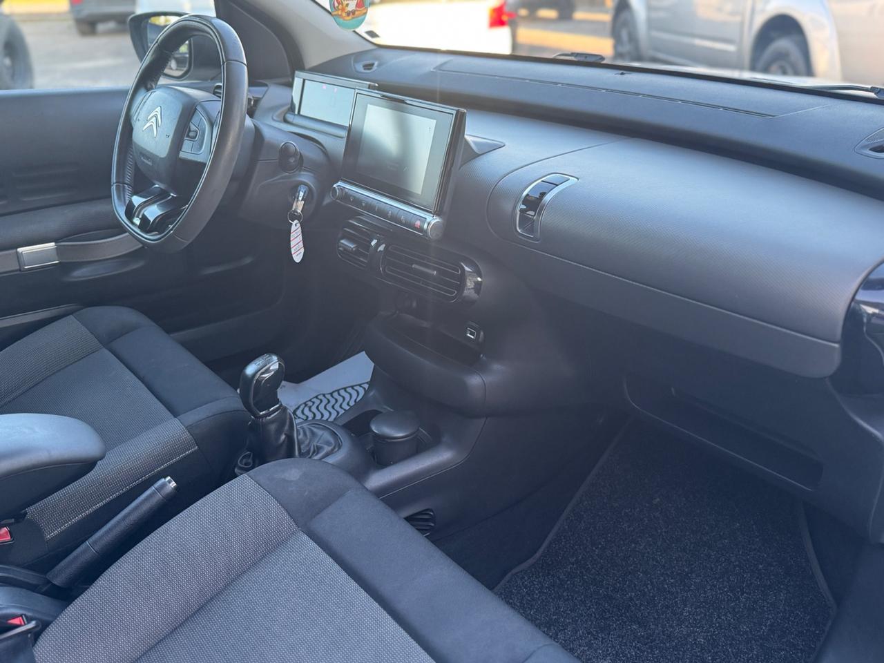 Citroen C4 Cactus BlueHDi 100 Shine PERFETTA