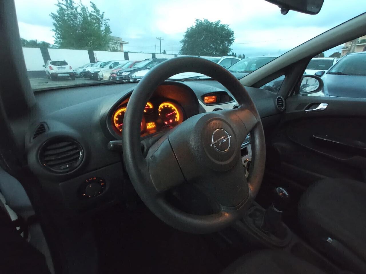 Opel Corsa 1.0 - 1 PROPRIETARIO (SI)