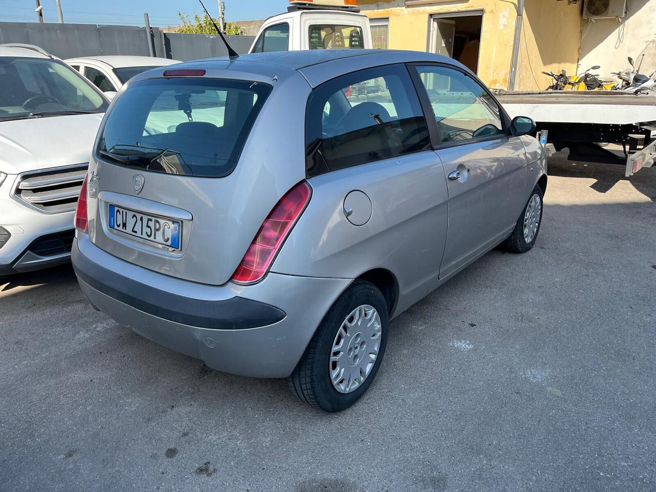 Lancia Ypsilon 1.2 oro km 88000