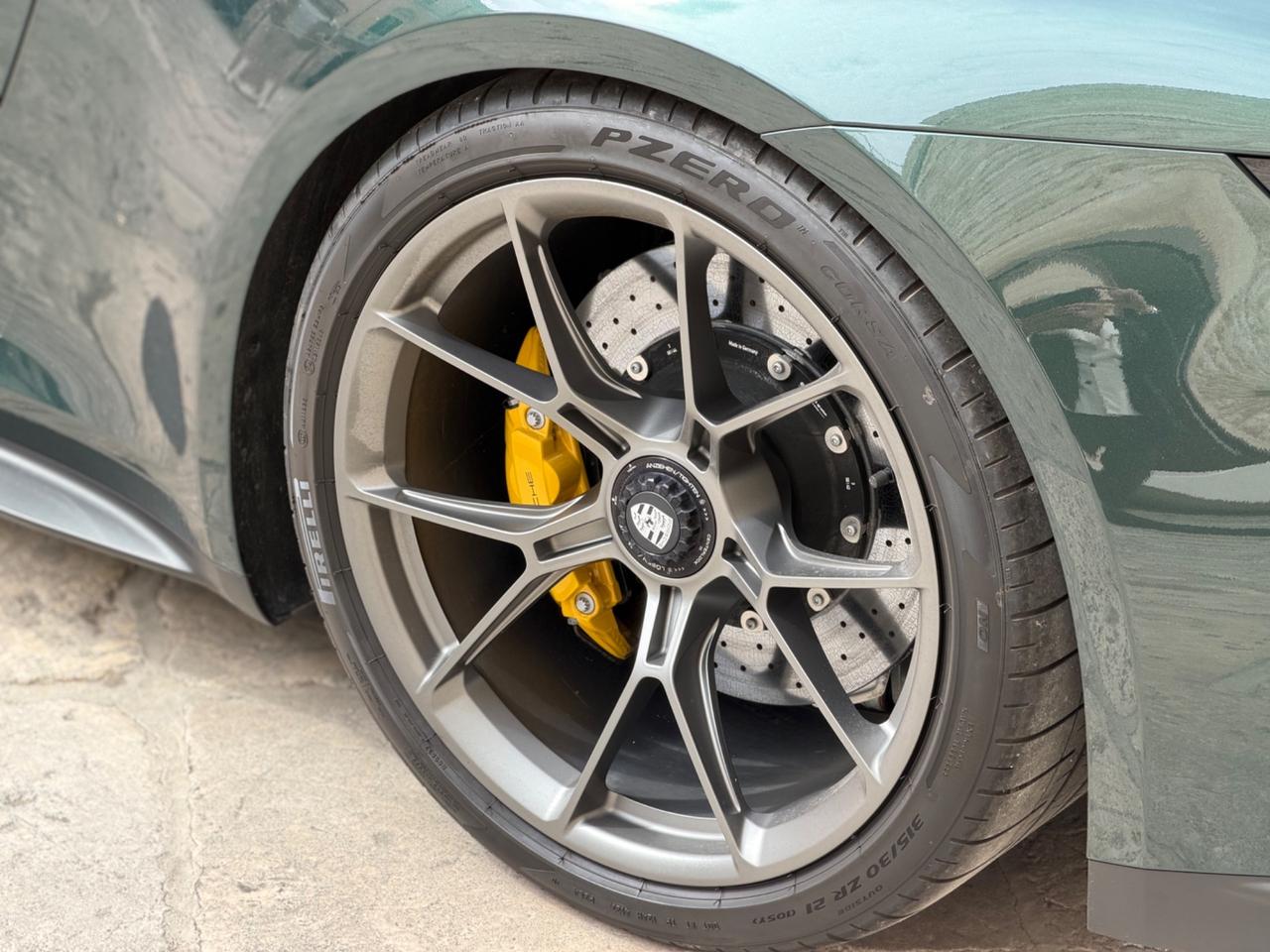 Porsche 911 992 GT3 Touring 4.0 510 CV AKRAPOVIC BOSE LIFT