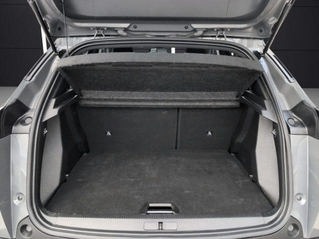 PEUGEOT 2008 Hybrid 136 e-DCS6 GT