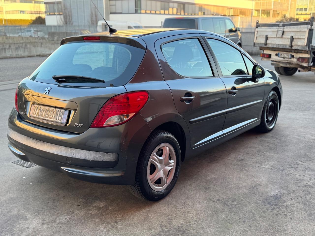 Peugeot 207 1.4 8V 75CV SW X Line ECO GPL