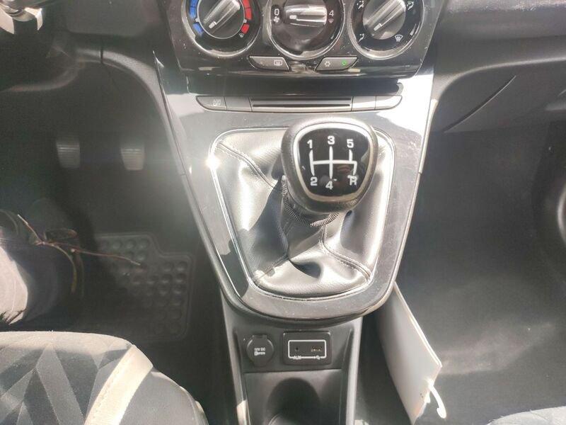 Lancia Ypsilon III 2015 1.2 Gold 69cv