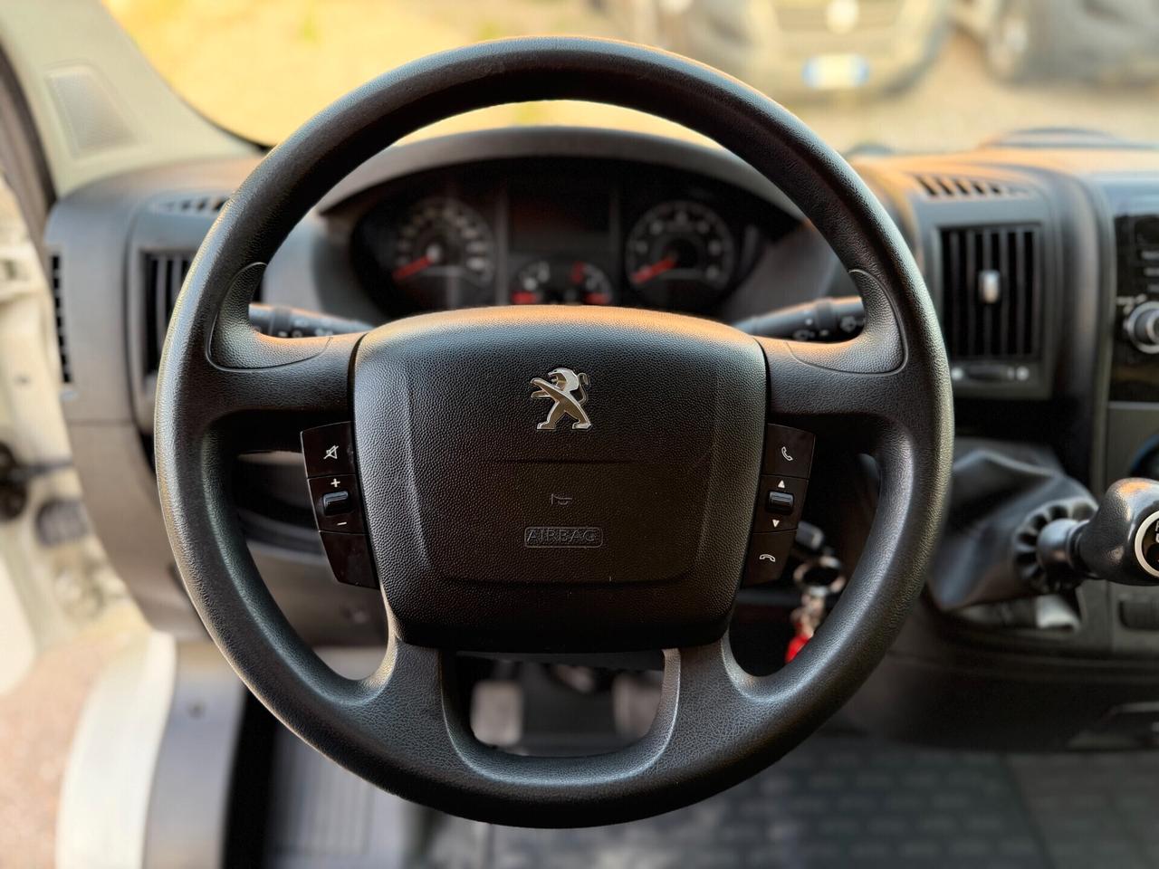 Peugeot Boxer 2.0 BlueHDi 130CV L3H2