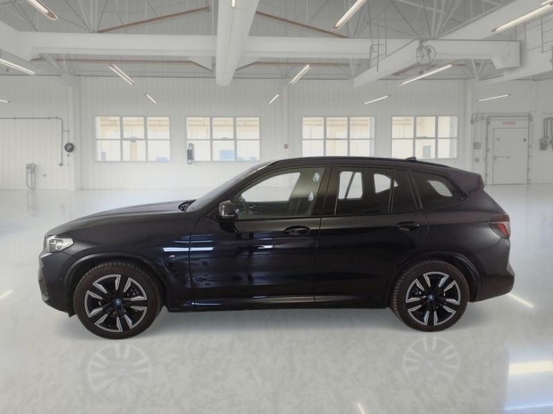 BMW 109 CV INSPIRING SUV