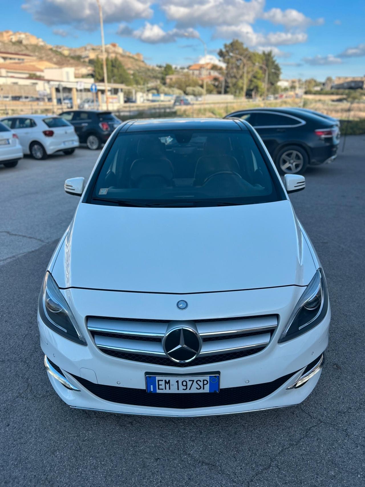 Mercedes-benz B 200 CDI BlueEFFICIENCY Premium