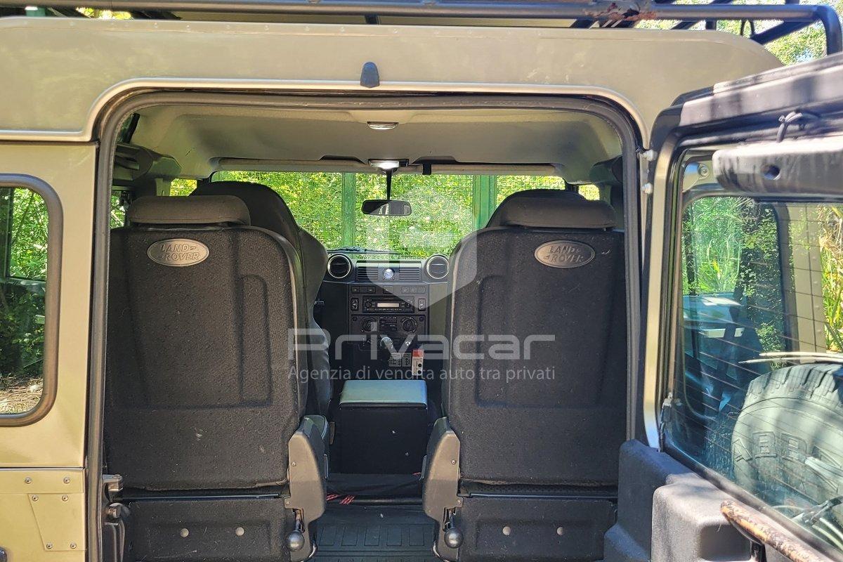 LAND ROVER Defender 90 2.4 TD4 Station Wagon S