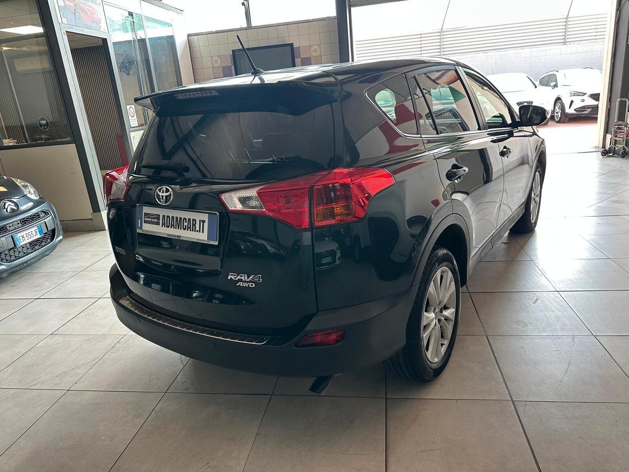 Toyota RAV 4 RAV4 2.2 D-4D 4WD Lounge