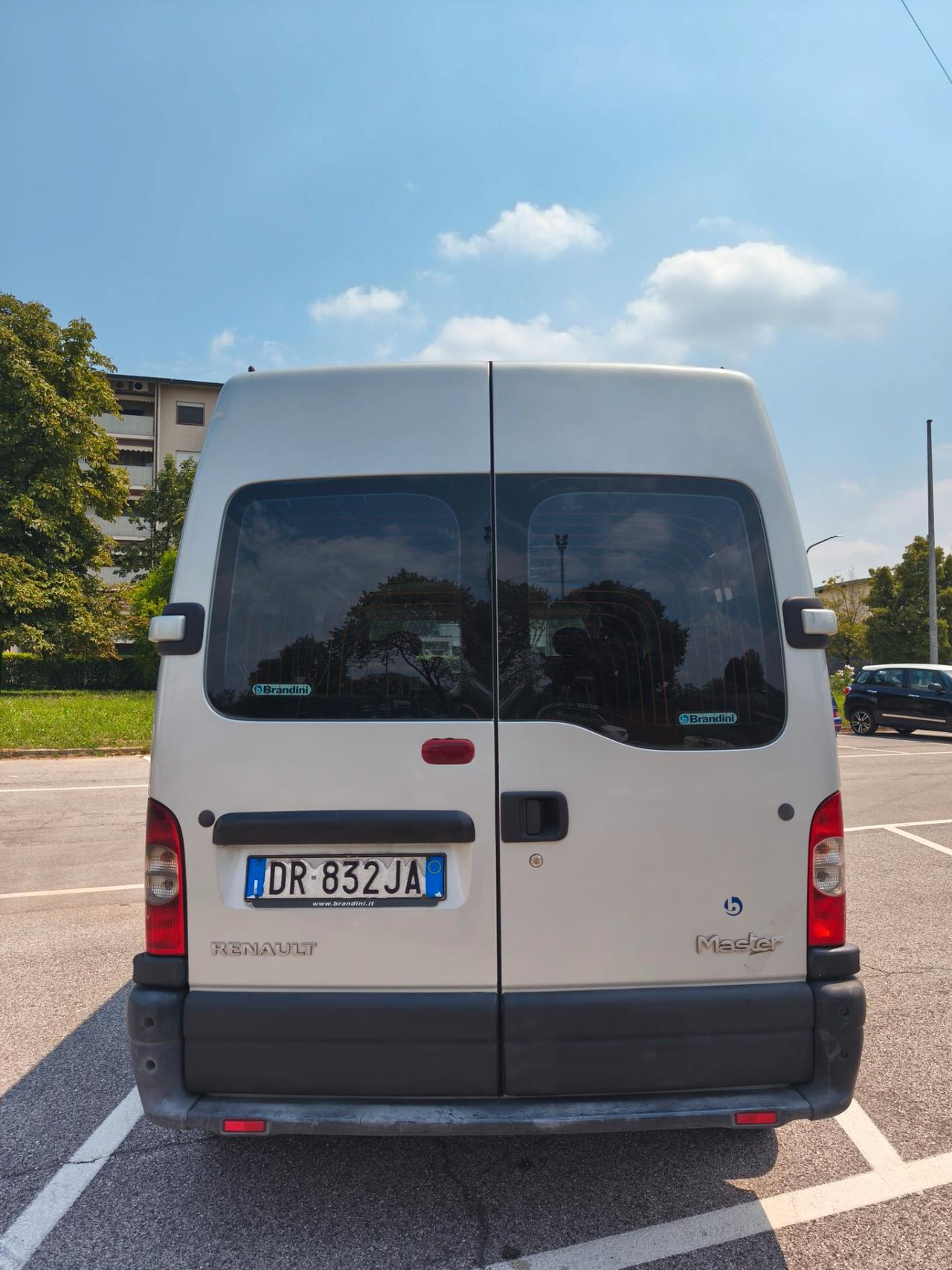 Renault Master2.5dci 9posti