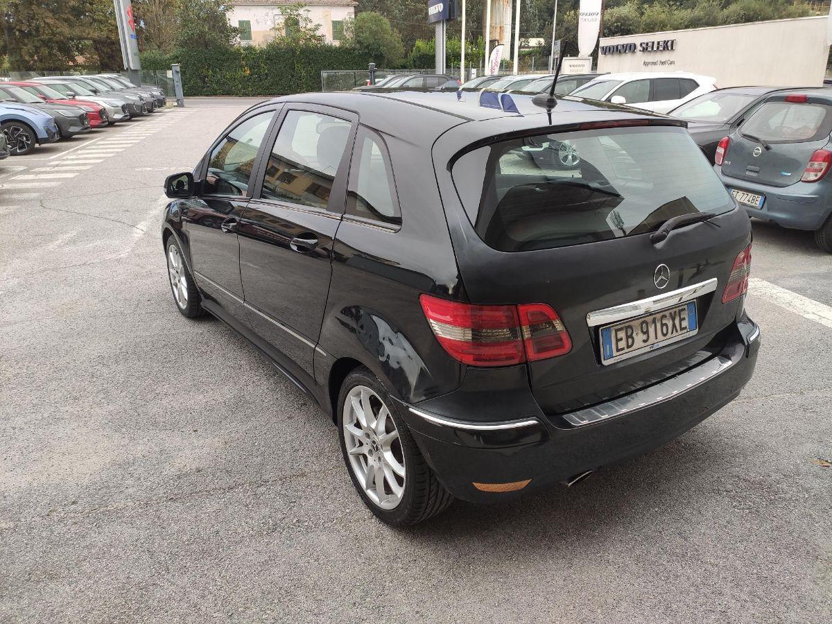 MERCEDES - Classe B - 180 CDI Sport