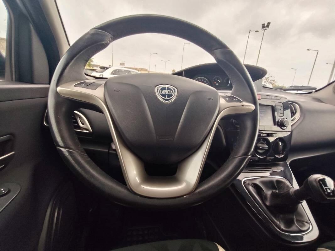 Lancia Ypsilon 1.3 mjt Gold s&s 95cv