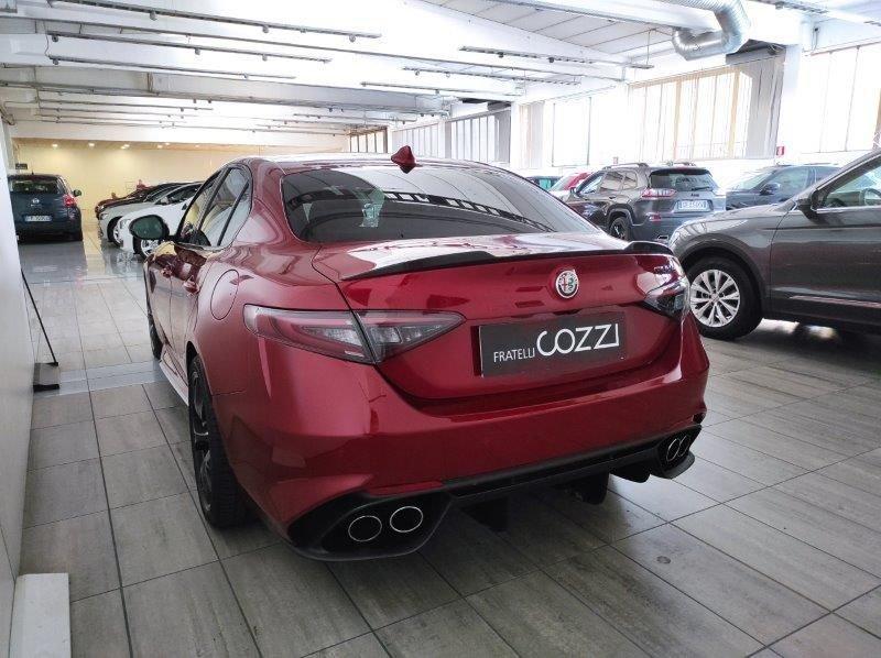 Alfa Romeo Giulia MY20 2.9 T V6 AT8 Quadrifoglio