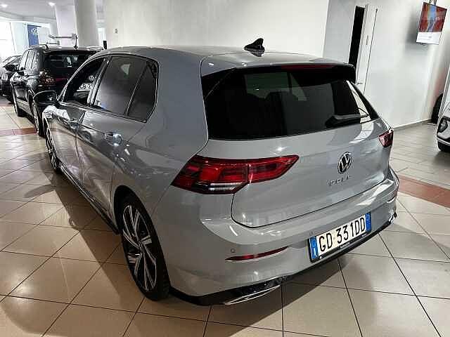 Volkswagen Golf 8ª serie 1.5 TSI EVO ACT R-Line