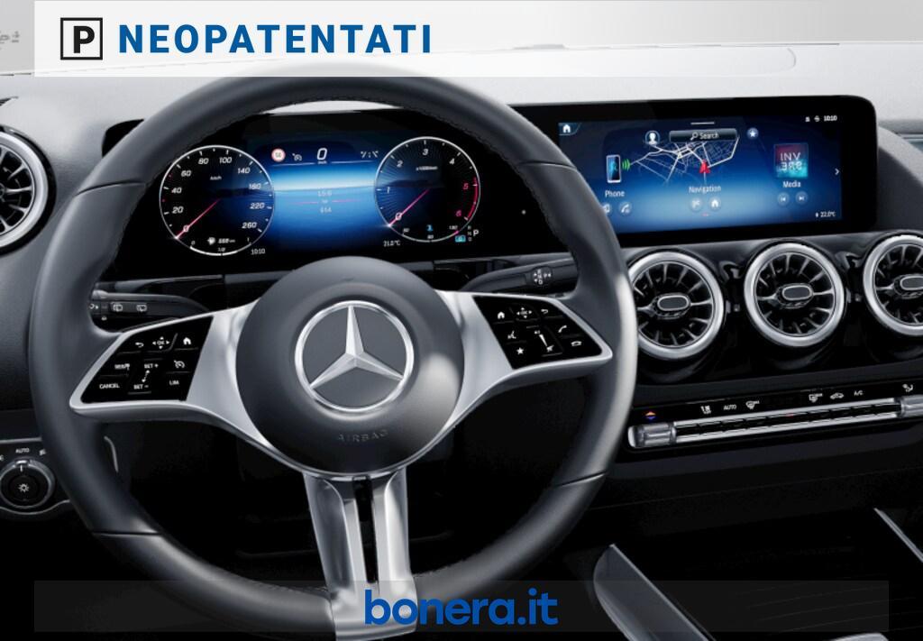 Mercedes GLA 180 180 D Progressive Advanced Plus 8G-DCT