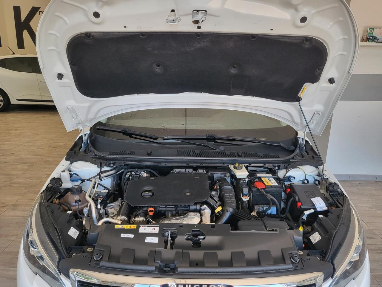 Peugeot 308 BlueHDi 130 S&S Allure