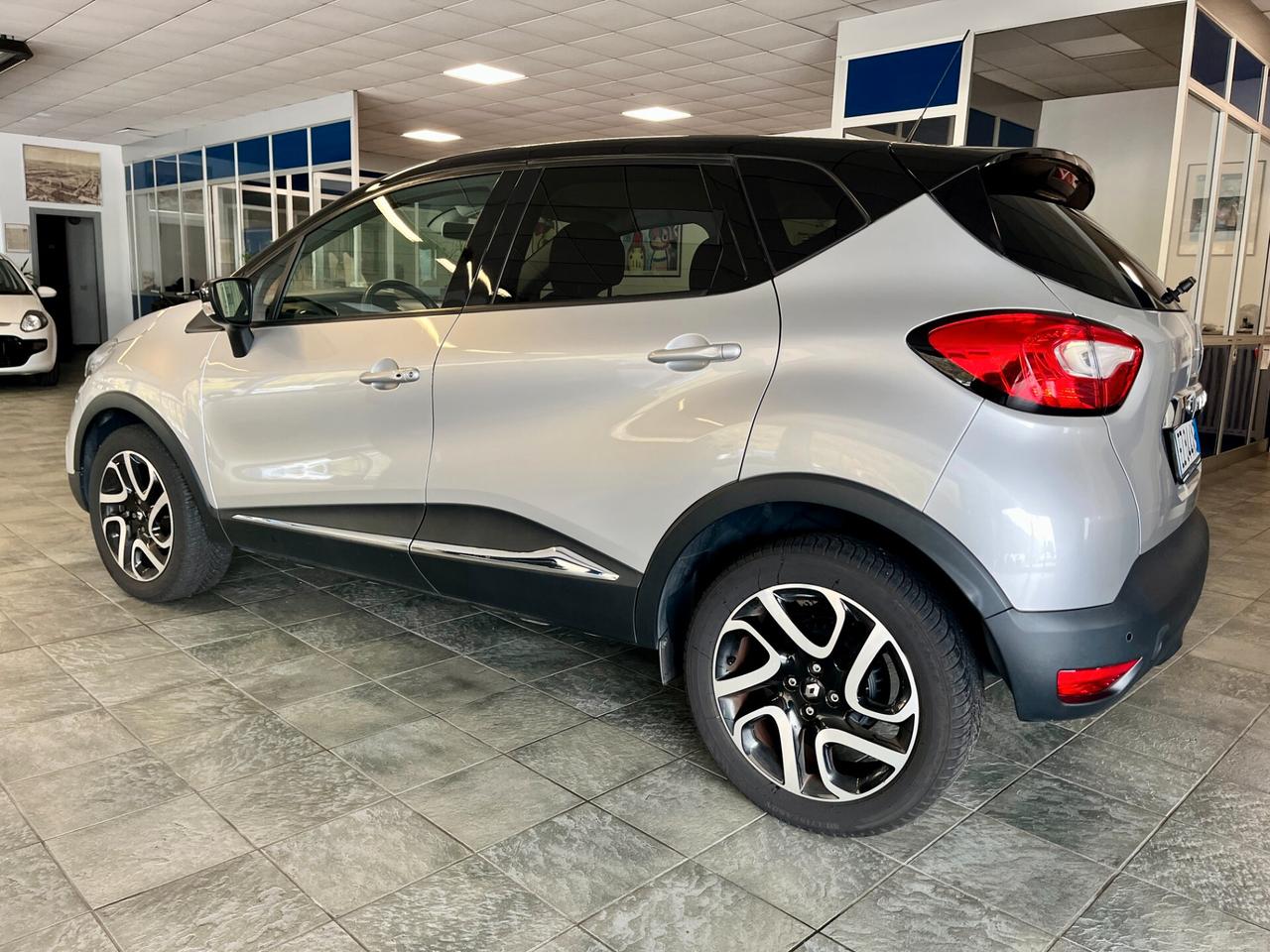 Renault Captur 0.9 TCe 12V 90 CV S Energy R-Link