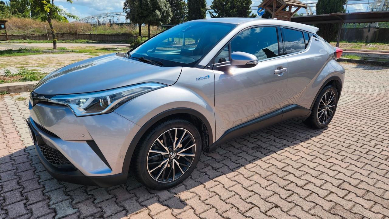 Toyota C-HR 1.8 Hybrid E-CVT Lounge