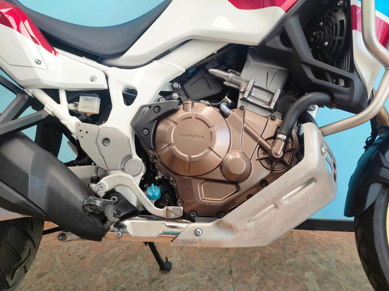 Honda AFRICA TWIN - Versione 30.mo Anniversario