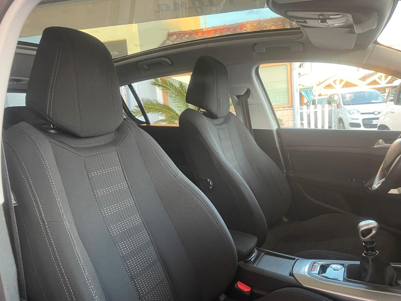 Peugeot 308 BlueHDi 120 S&S Allure