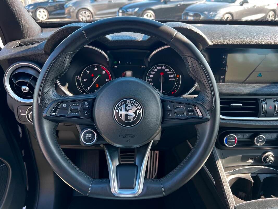 Alfa Romeo Stelvio 2.2 t Business rwd 160cv auto