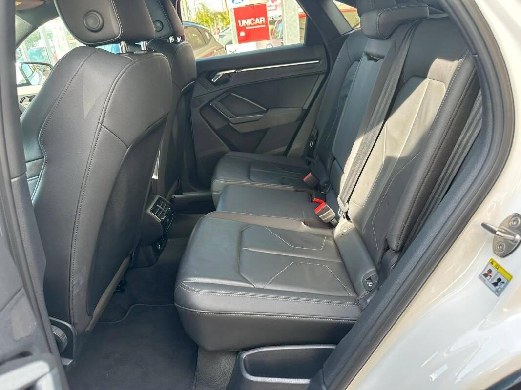 Audi Q3 Sportback 35 2.0 tdi S line edition quattro s-tronic