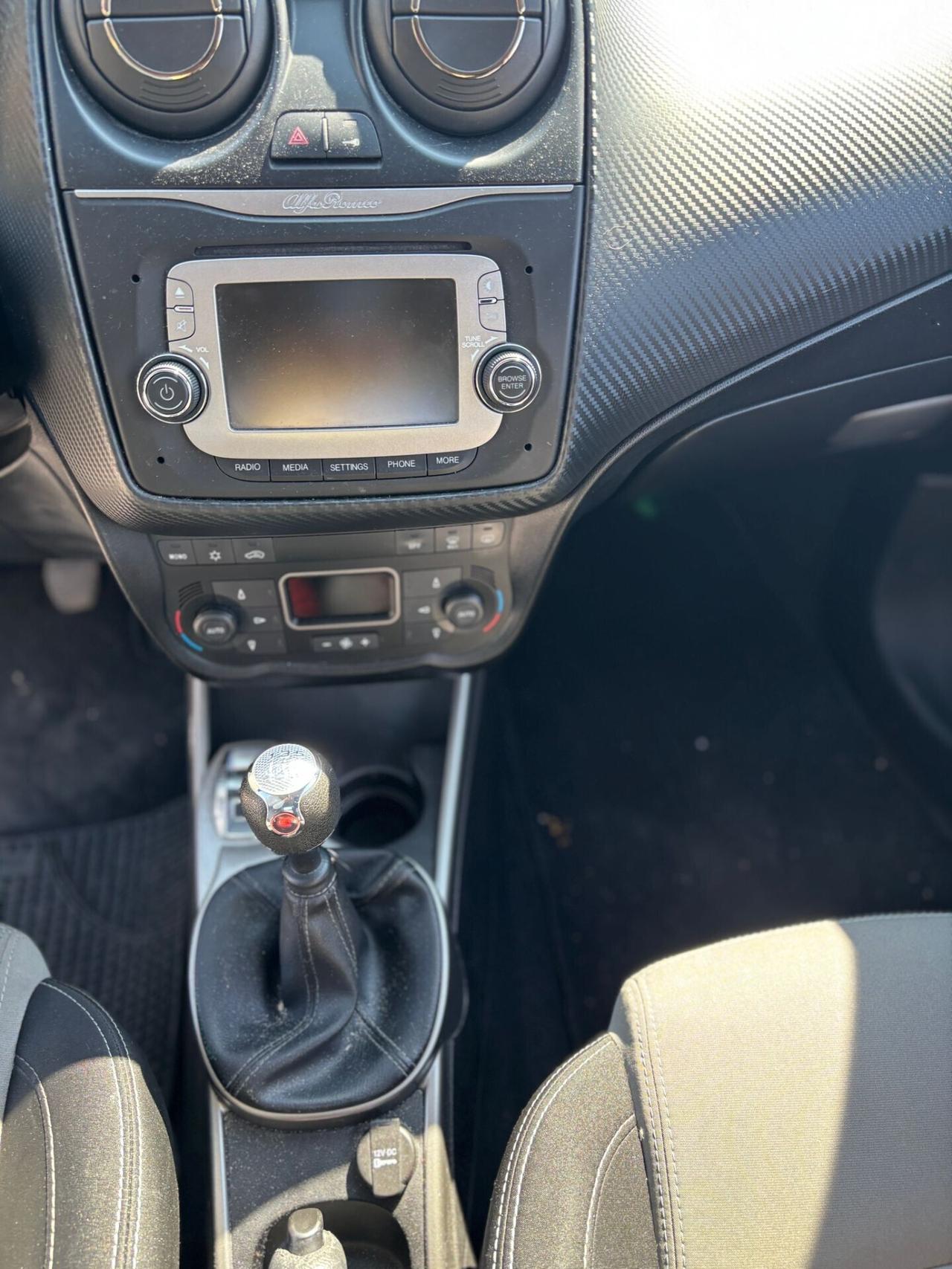 Alfa Romeo MiTo 1.3 JTDm 85 CV S&S Distinctive