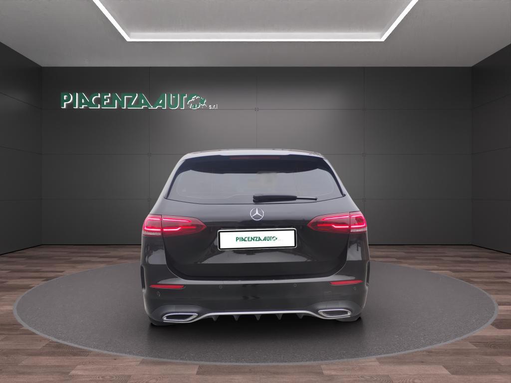 MERCEDES-BENZ B 180 PREMIUM..AMG..NAVI.LED.PELLE.