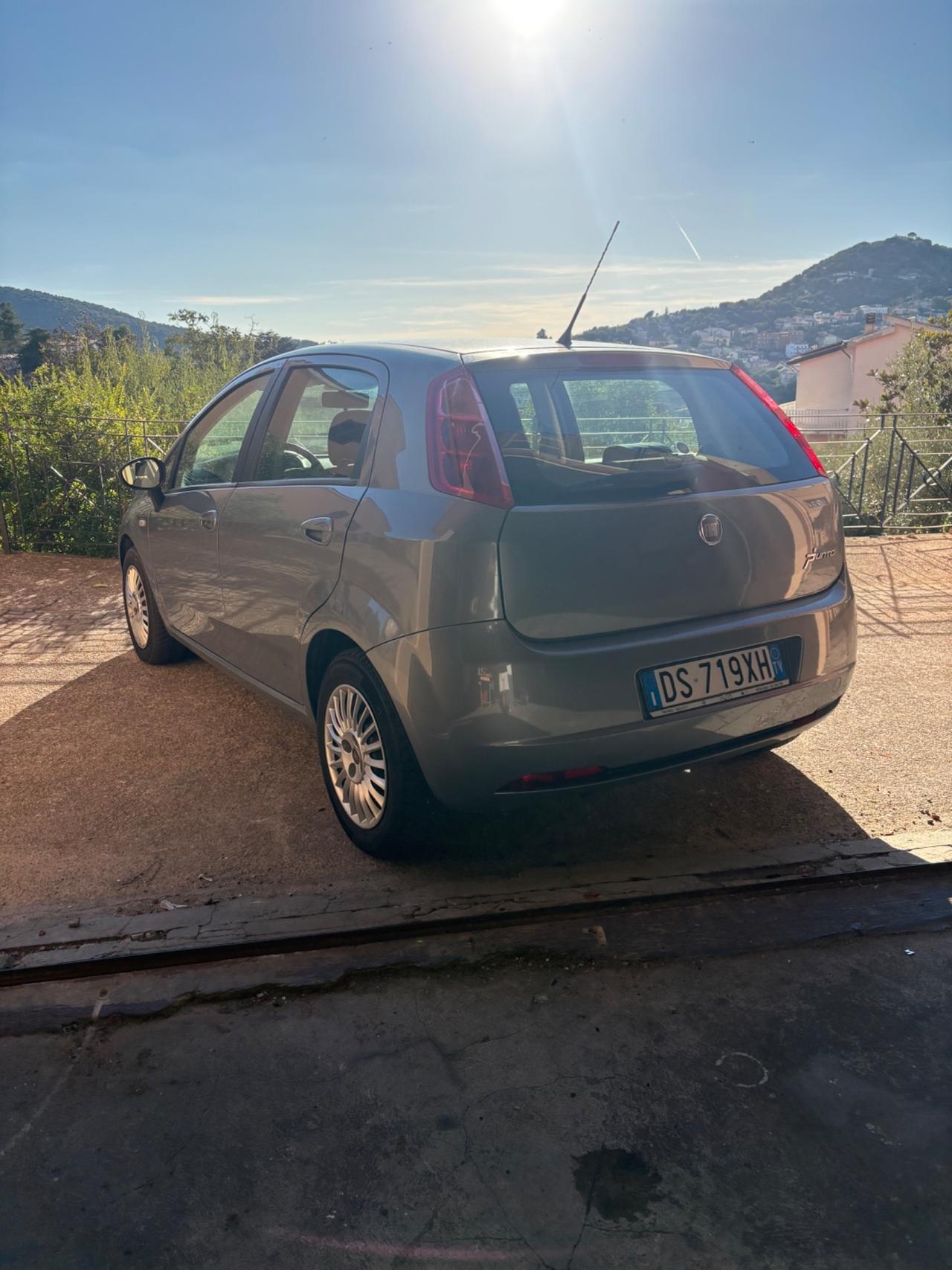 Fiat Grande Punto 1.3 MJT 75 CV 5 porte Dynamic