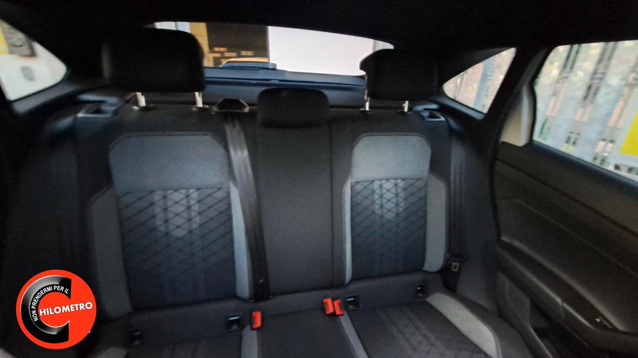 Volkswagen Taigo DSG R-Line Ufficiale Volksw