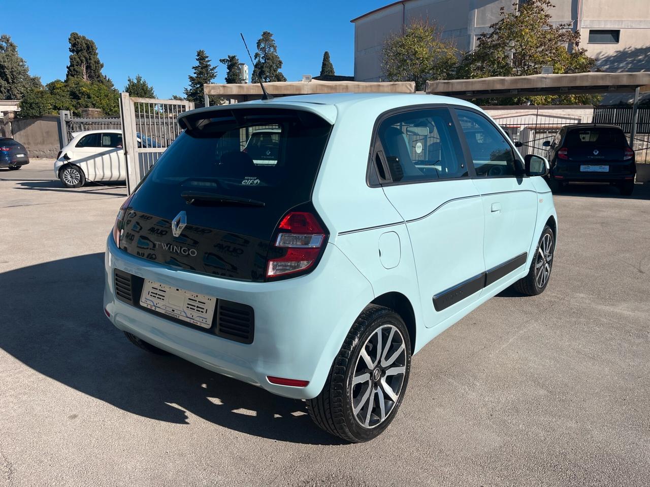 Renault Twingo 1.0 SCe Live INTENS