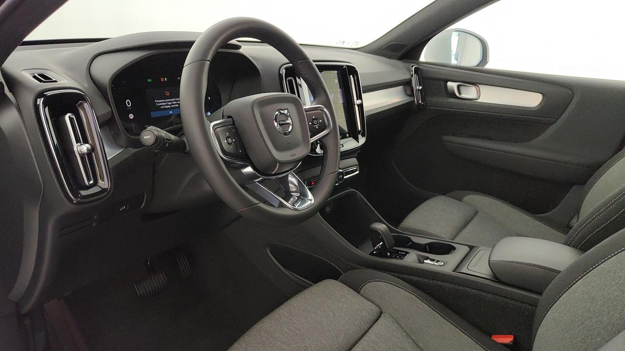 VOLVO XC40 2.0 b3 Core auto
