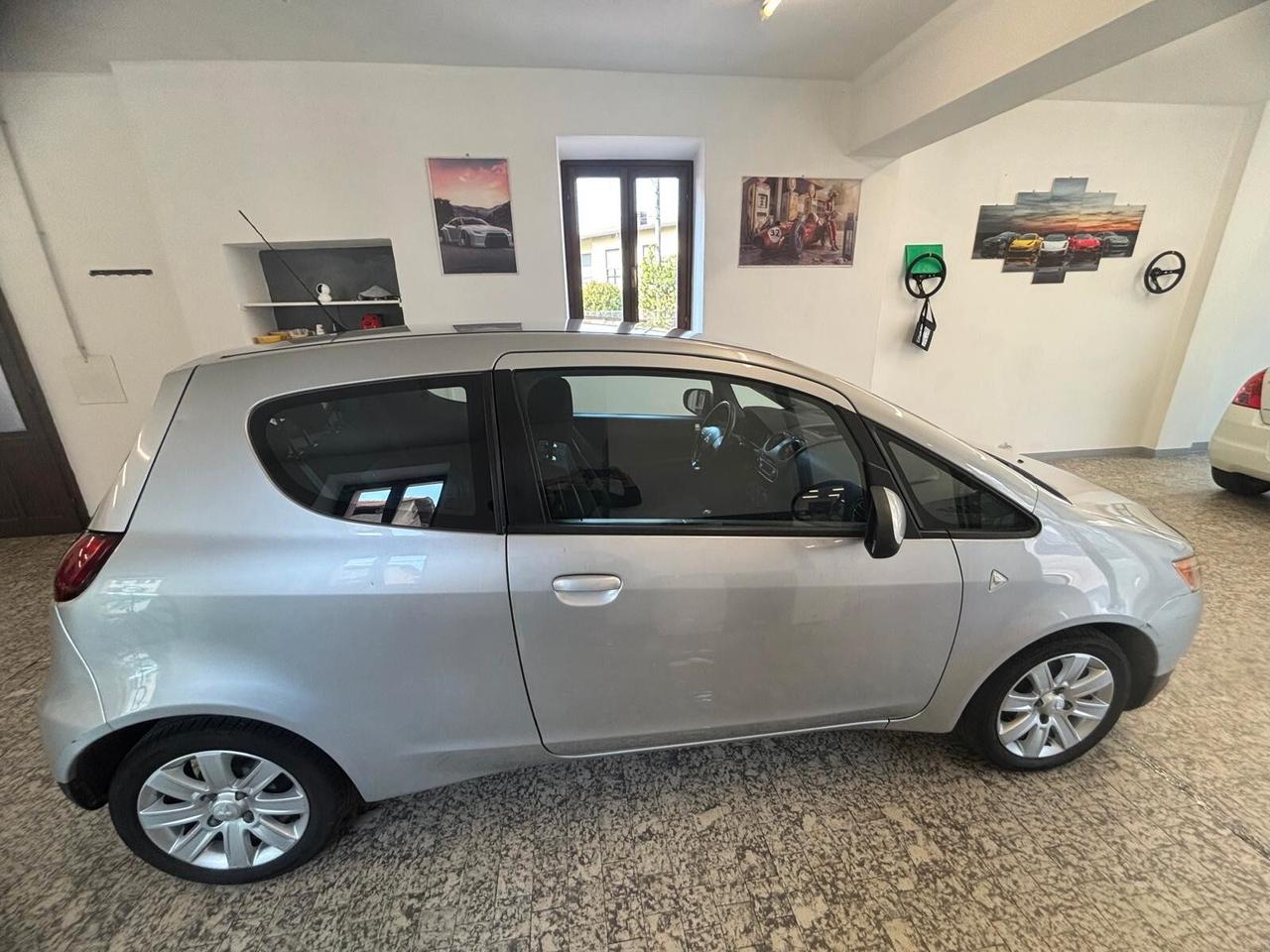 Mitsubishi Colt 1.1 12V 3p. Inform