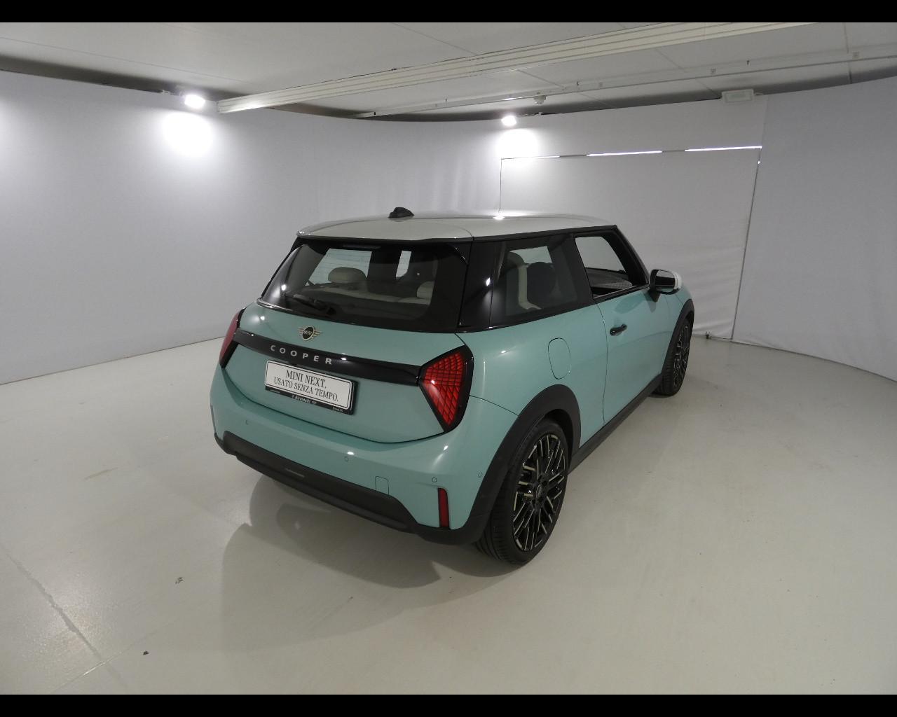 MINI Mini 5ª serie (F66) - Mini Cooper C Favoured