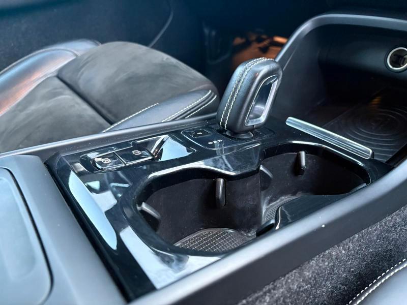 Volvo XC40 2.0 d3 150 CV R-design 4X4