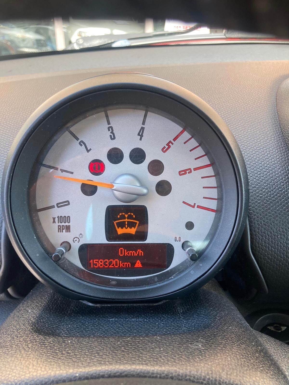 NEOPATENTATI MINI COUNTRYMAN 1.6 TDI