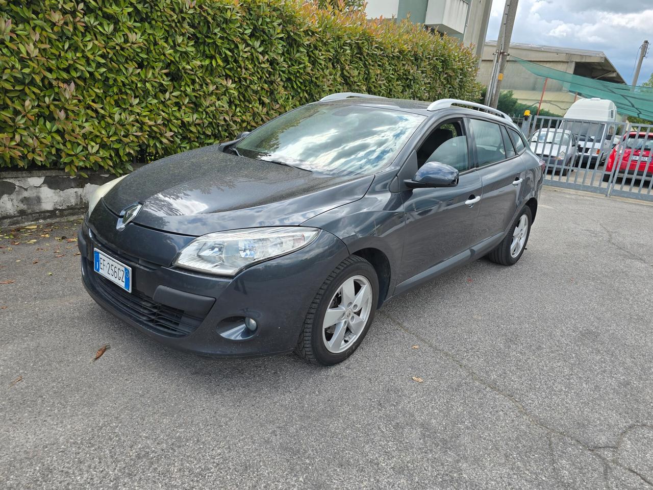RENAULT MEGAN 1.5 dCi AUTOMATICO "OK PER NEOPATENTATI "