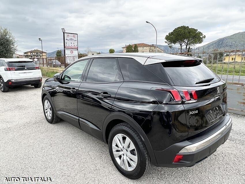 PEUGEOT 3008 1.2 BENZINA NAVI-AUTOMATICA