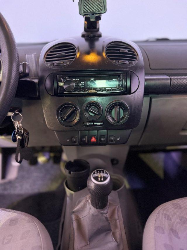 VOLKSWAGEN New Beetle 1.9 TDI