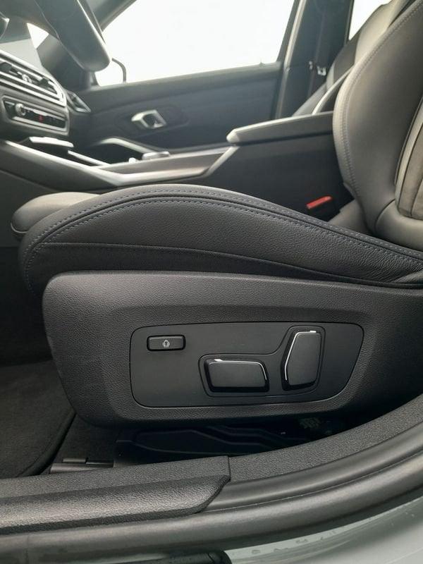 BMW Serie 3 Touring 320d Touring mhev 48V xdrive MSport auto