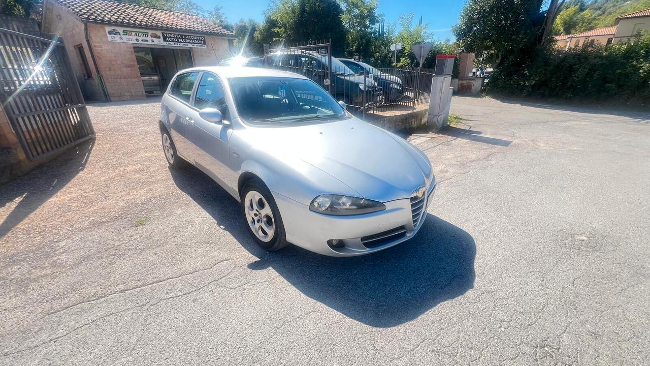 Alfa Romeo 147 1.9 JTD M-JET 16V 5 porte Prog.