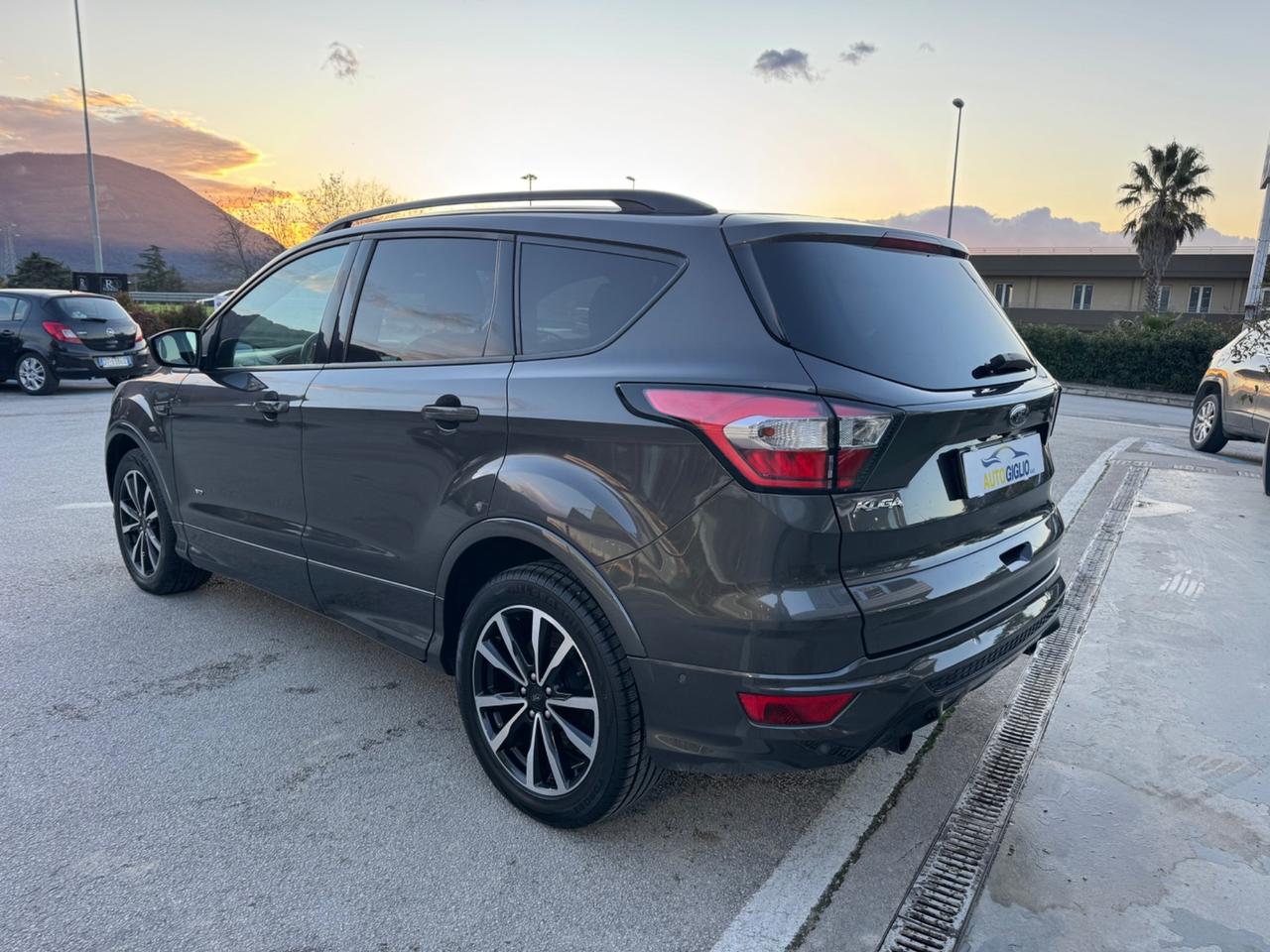 Ford Kuga 2.0 TDCI 150 CV S&S 4WD ST-Line