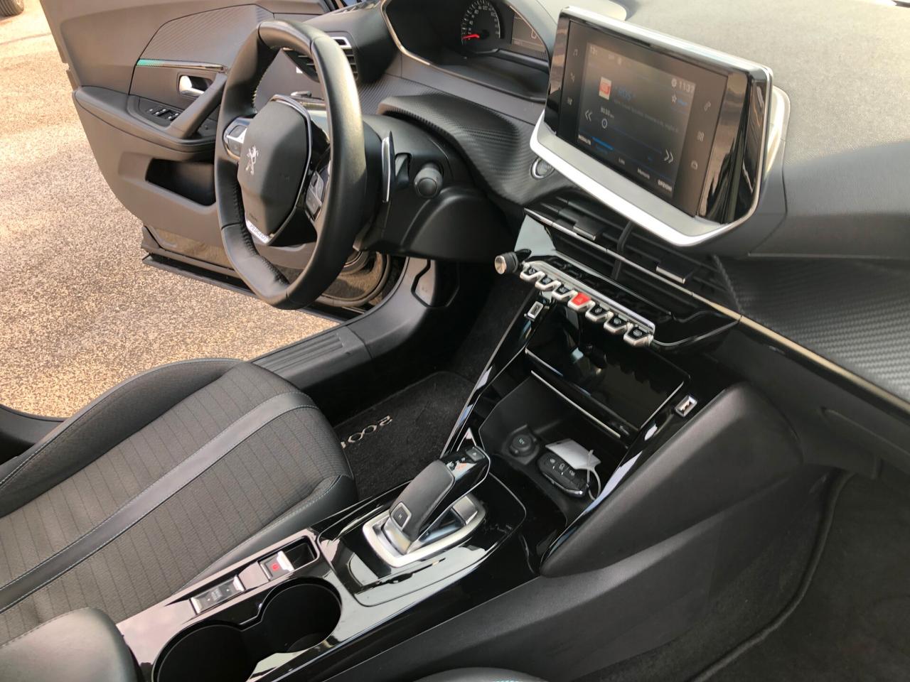 Peugeot 2008 BlueHDi 130 S&S EAT8 Allure Pack