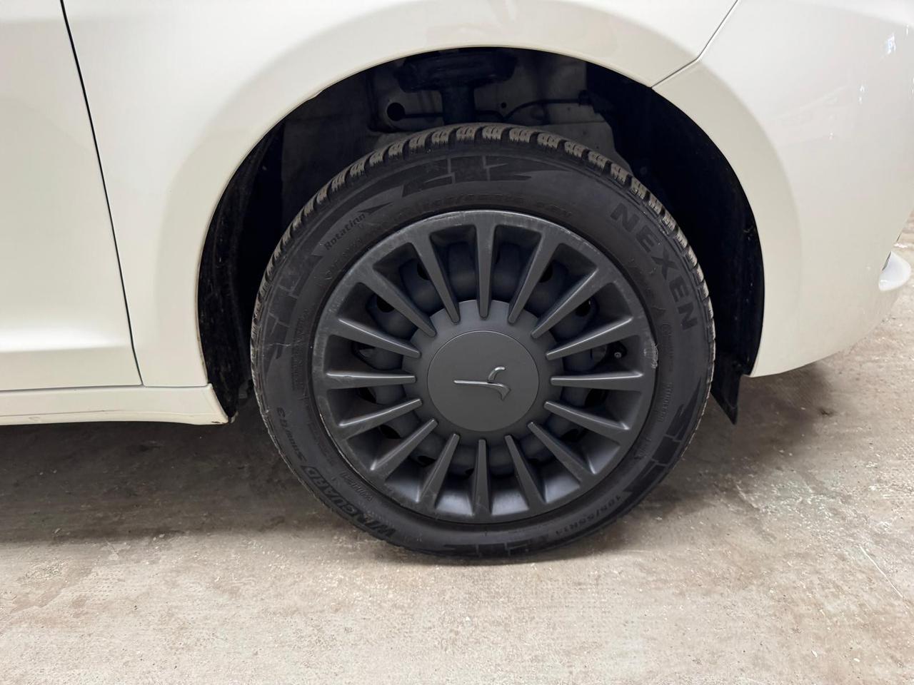 LANCIA Ypsilon III 2021 - Ypsilon 1.0 firefly hybrid Silver s&s 70c