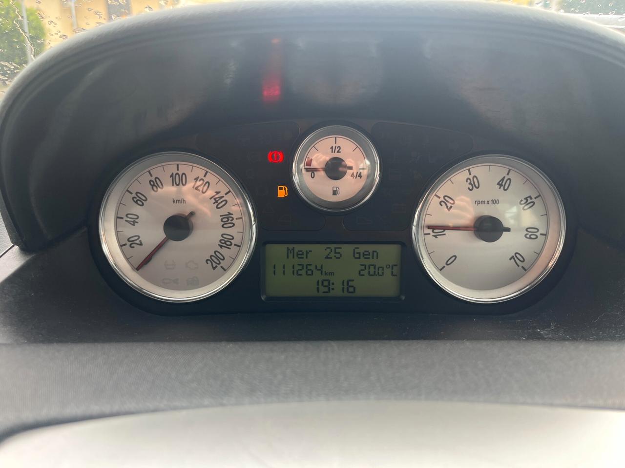 Lancia Ypsilon 1.2 Argento