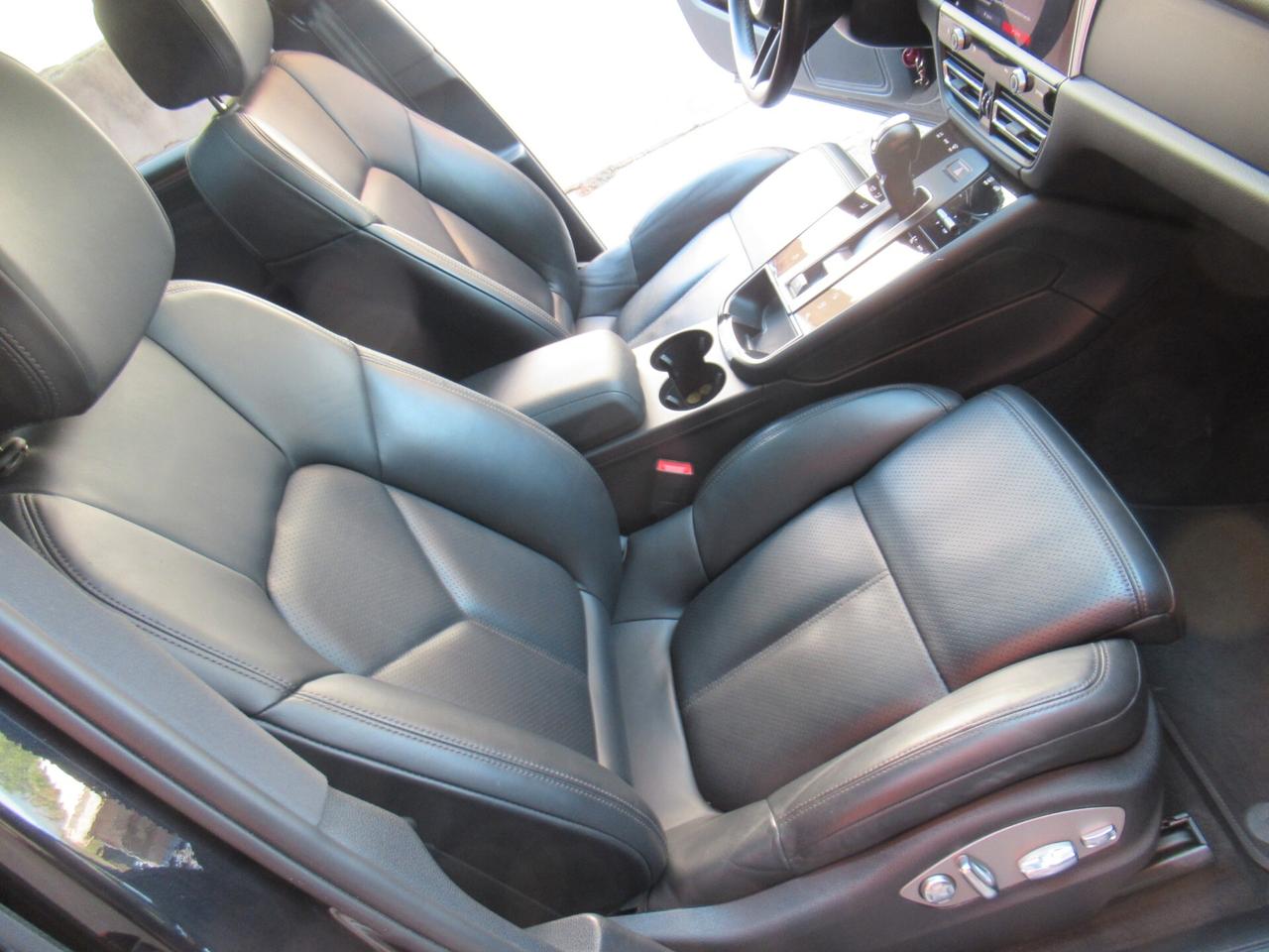 Porsche Macan 2.0 265CV