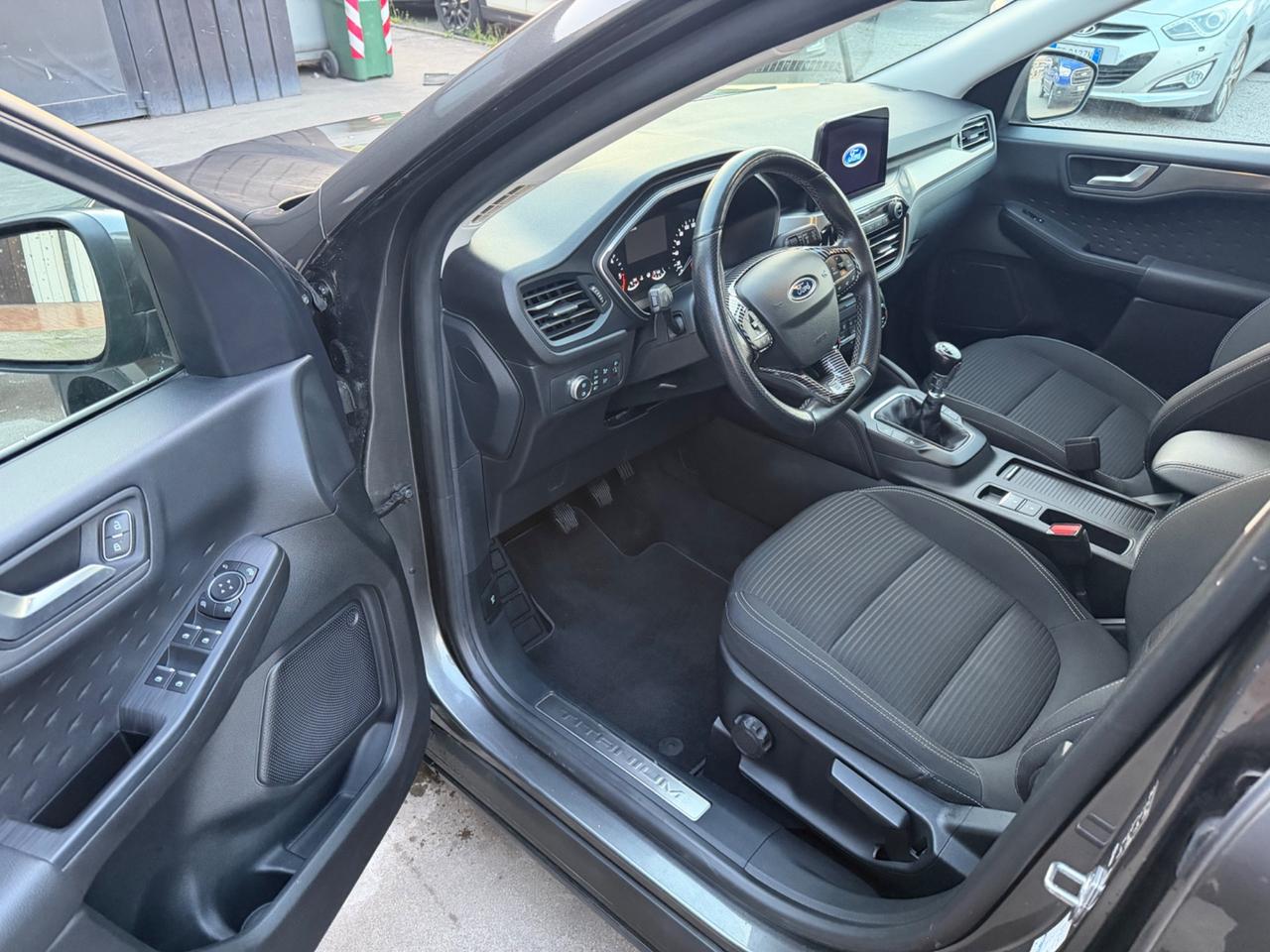 Ford Kuga 2.0 EcoBlue Hybrid 150 CV 2WD ST-Line